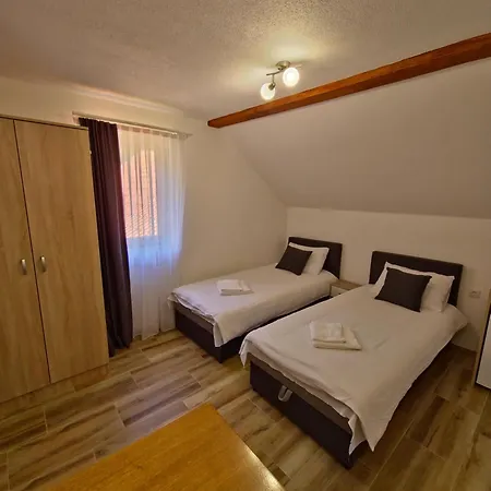 ゲストハウス Tatic コパオニク